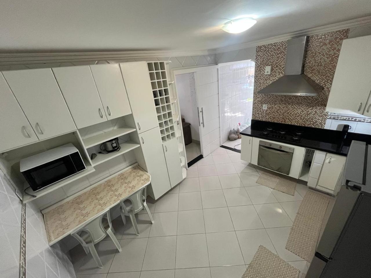 3 Quartos E Equipados 1,7km Da Apartamento Aracaju